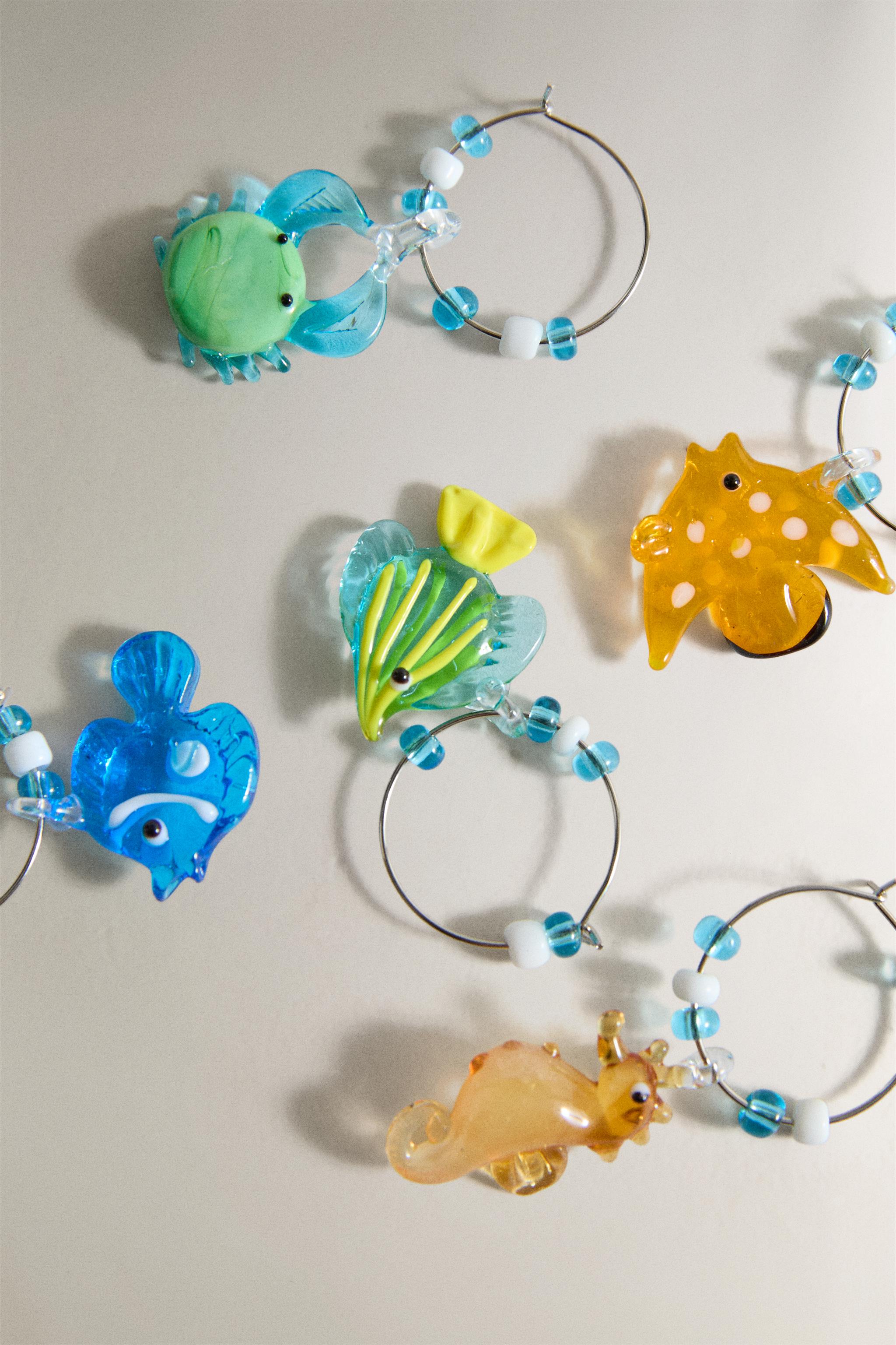 MARINE GLASS WINE CHARMS SET